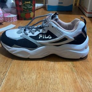 Fila tennis shoes